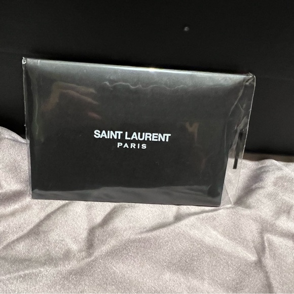 New Saint Laurent Mini Croc Embossed Tote - Picture 10 of 13